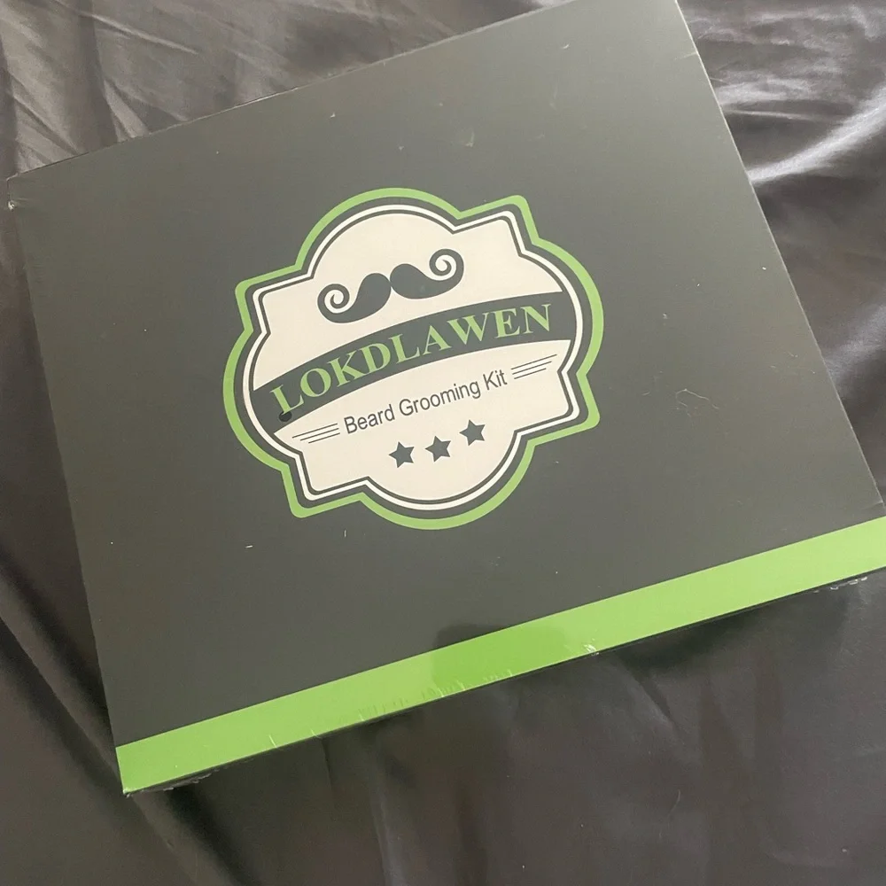 NEW IN BOX: LOKDLAWEN Beard Grooming Kit